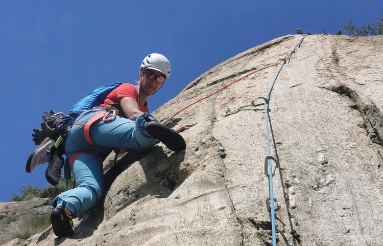 guide-haute-montagne Stage Grandes Voies à Chamonix Escalade : salle, falaise et grandes voies