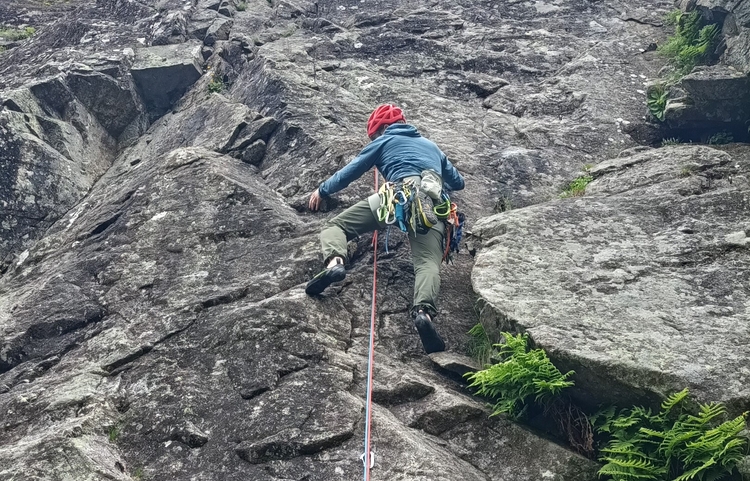 guide-haute-montagne Stage Grandes Voies à Chamonix Escalade : salle, falaise et grandes voies